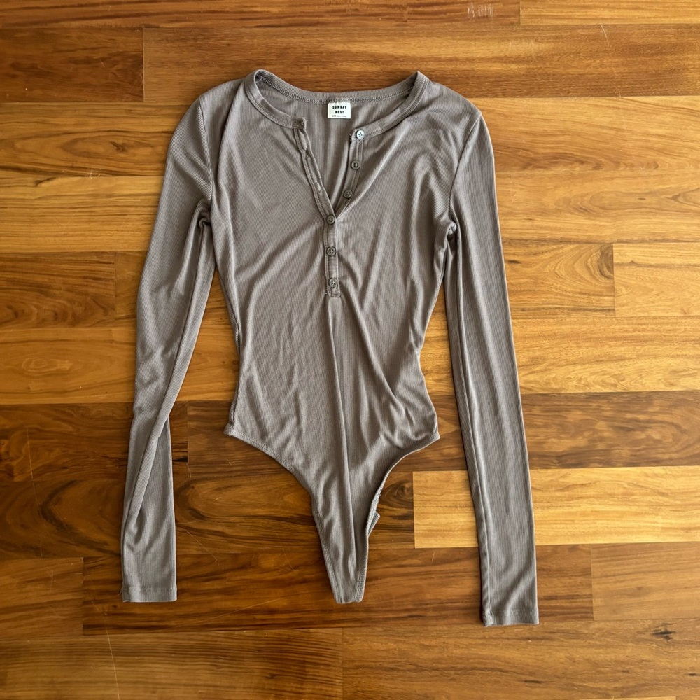 Aritzia Taupe Long Sleeve Henley Bodysuit